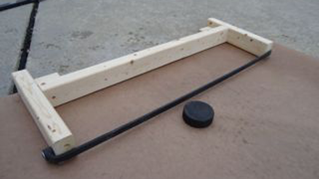 How to Make a Hockey Rebounder (Old)
