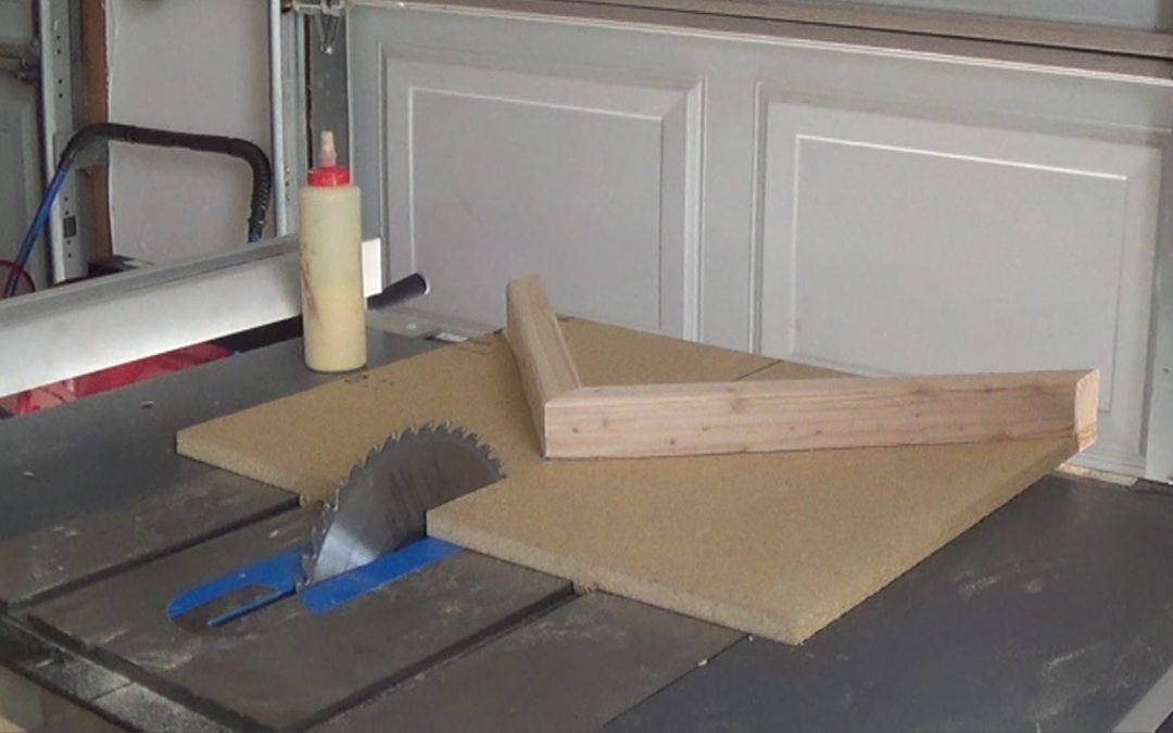 How to Make a Miter Sled (Old)